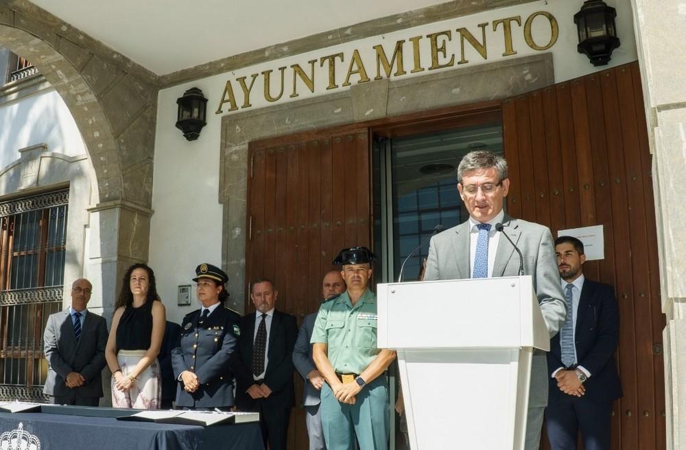 Manuel Cortés anuncia que en la siguiente junta de Gobierno se aprobará la convocatoria de siete plazas para la Policía Local