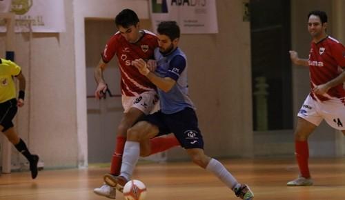 Primera derrota del CD El Ejido Futsal en la competición liguera en Peligros por 4-2