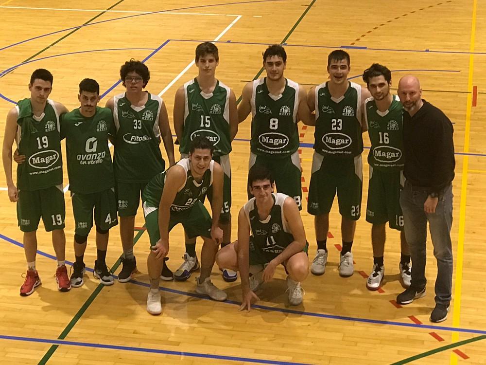 Magar Murgi, a punto de sorprender al CB Estepona en Málaga con 5 bajas y 4 juniors que integraron el quinteto de pista (71-64)