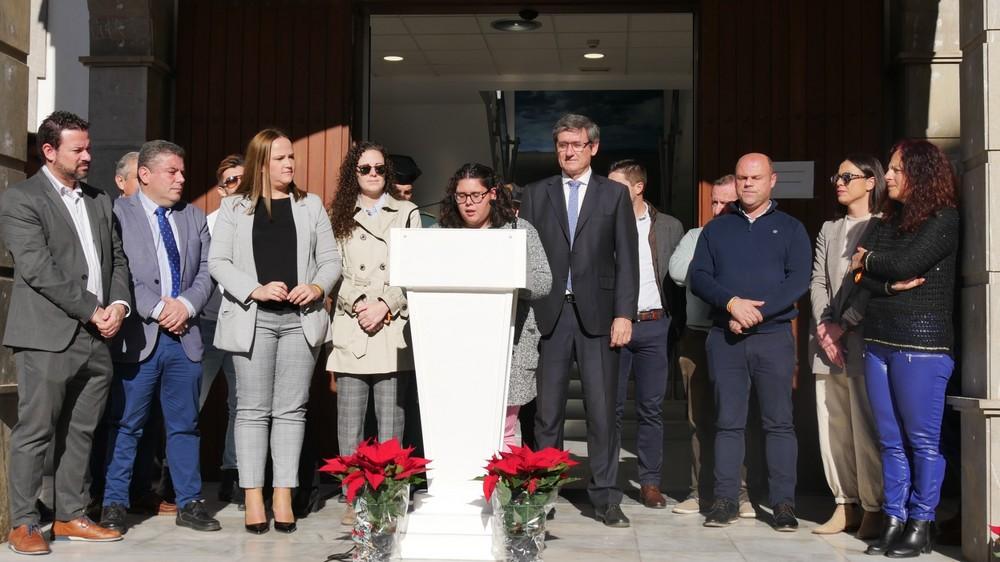 El Ayuntamiento de Adra celebra un acto conjunto para conmemorar la Constitución Española y el Día Internacional de las Personas con Diversidad Funcional