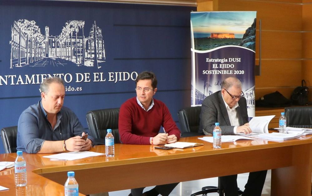 El Gobierno local amplia el proyecto de remodelación de Ejido Centro a una II fase que permitirá completar la totalidad de las calles Lobero e Iglesia