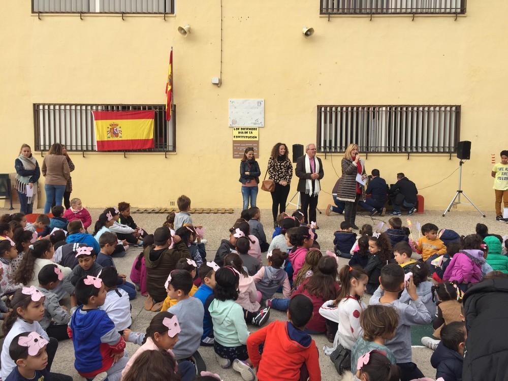 Los colegios de Vícar conmemoran el 41 aniversario de la Constitución