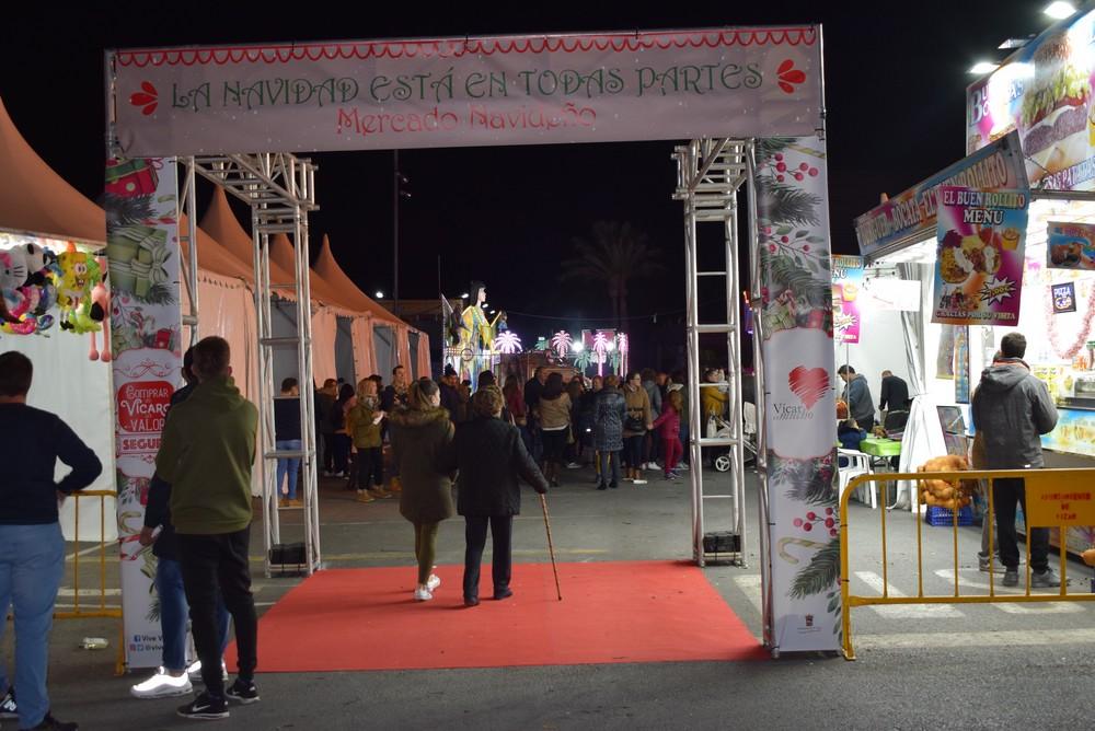 Divervicar y talleres de bibliotecas acompañarán el Mercado Navideño en sus primeros días
