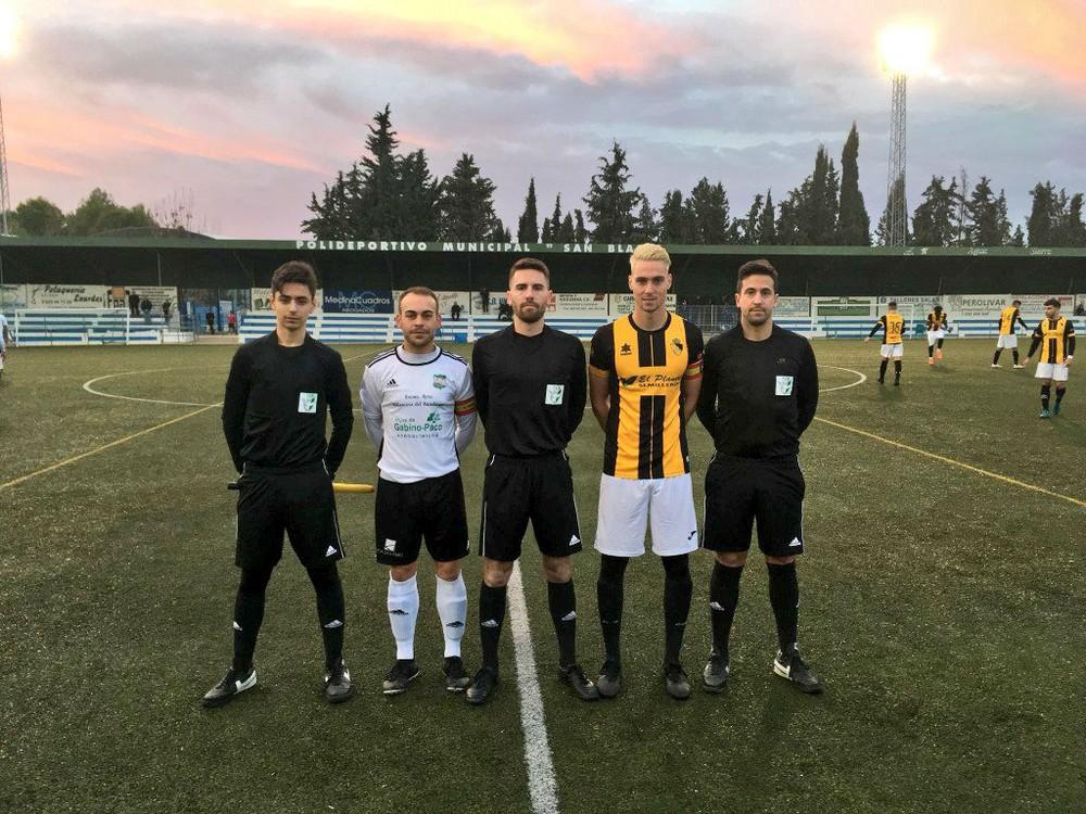 El Berja CF suma un punto en el terreno de juego del Villanueva para seguir creyendo