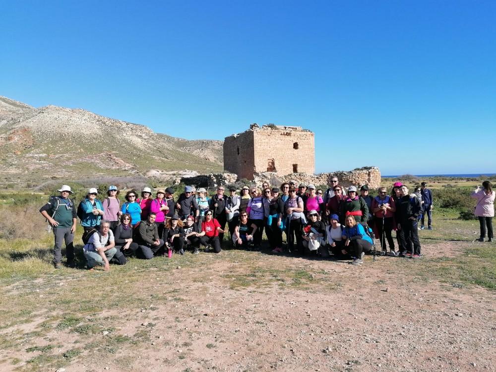 Más de 70 senderistas comienzan el año disfrutando del sendero de La Molata, sexta actividad de ‘Adra en la Senda’