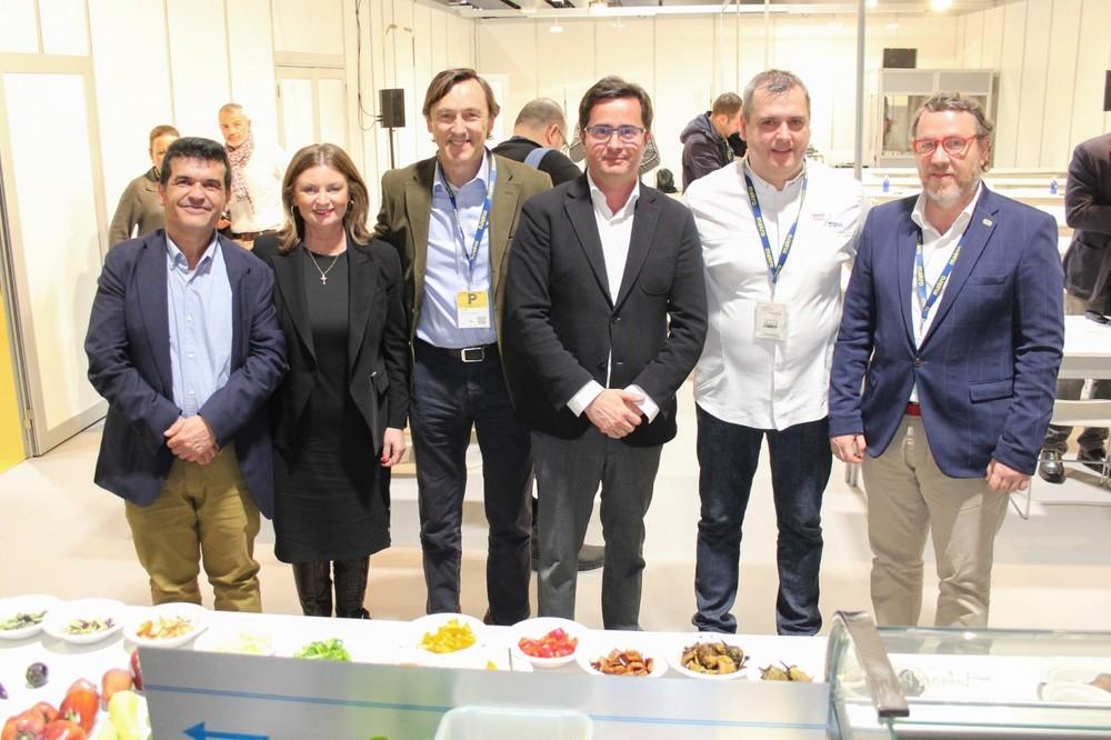 El Ejido lleva la alta de sus frutas y hortalizas a Madrid Fusión ‘Gourmet Quality’ y de la mano del chef José Álvarez y Cajamar