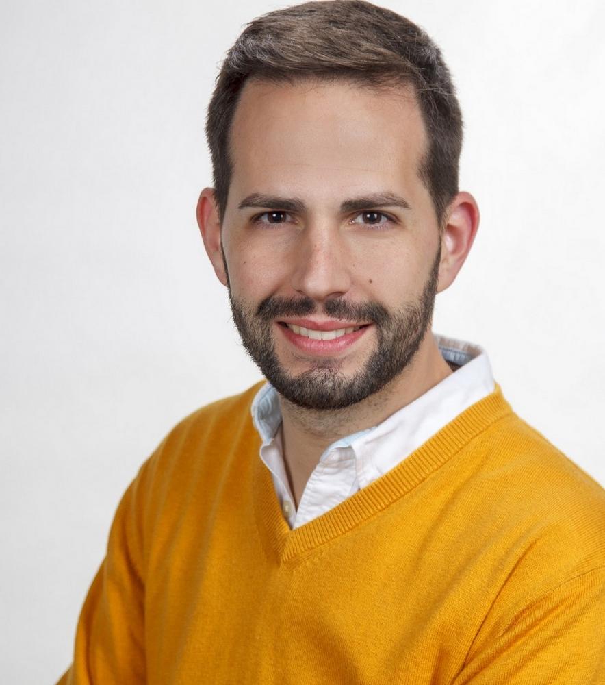 José Crespo lamenta que Teresa Piqueras acuda a FITUR y no asista a la presentación de Adra KMCERO