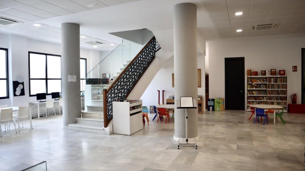 El Ayuntamiento de Berja publica las bases para contratar un auxiliar de biblioteca