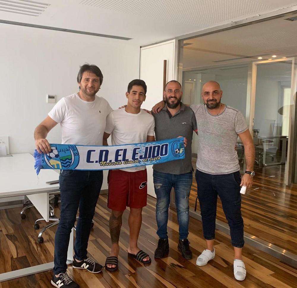 El CD El Ejido firma a Sebastián Riquelme