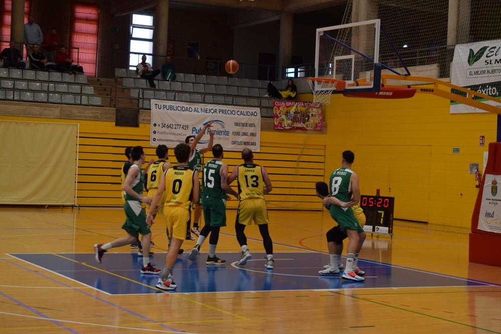 Magar-B. Murgi sigue sin encontrar el Norte y pierde 59-78 ante Benalmádena