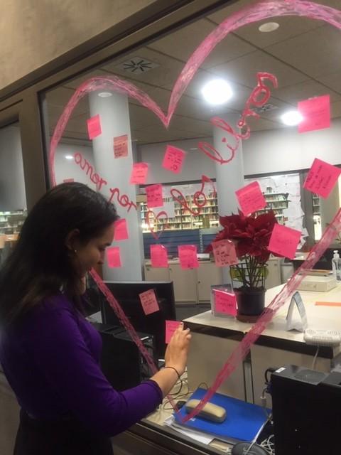 Conocer el amor a través de los libros. Promoción impulsada por la red de bibliotecas de El Ejido