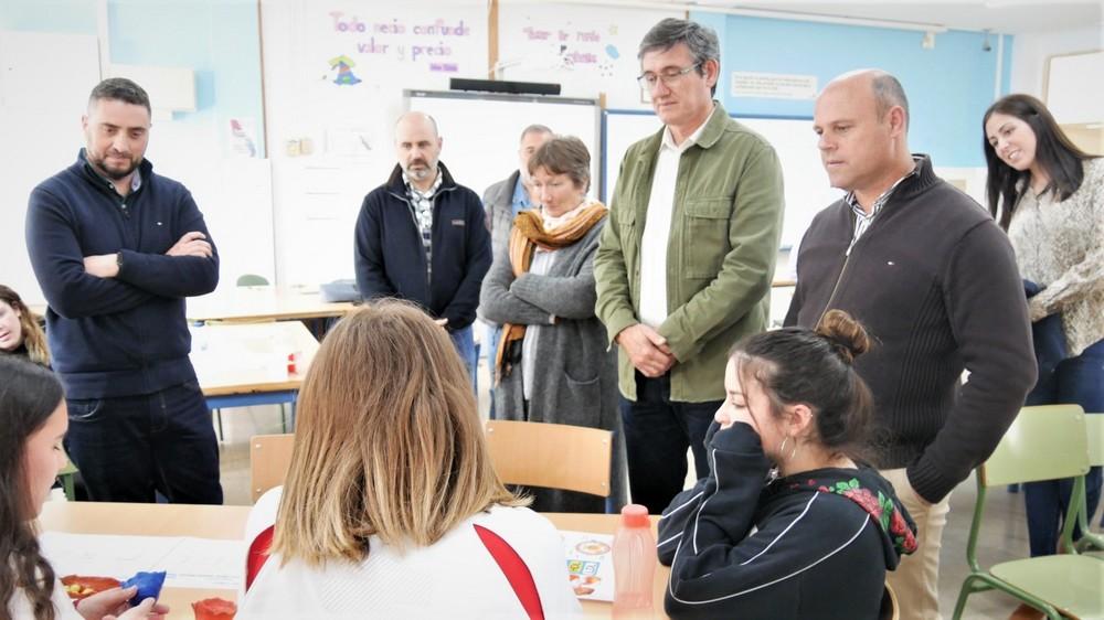 El IES Abdera celebra sus III Jornadas Científicas ‘Mirando al futuro’ con actividades de investigación y exposiciones