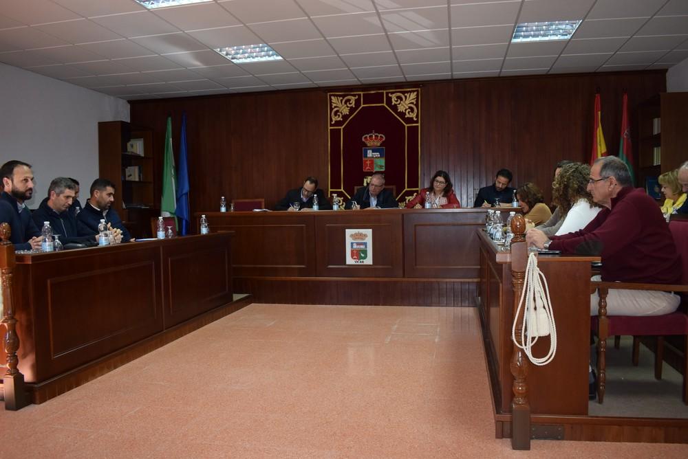 Las mociones centran la sesión plenaria junto a un convenio con la Diputación para la cesión de varias carreteras provinciales