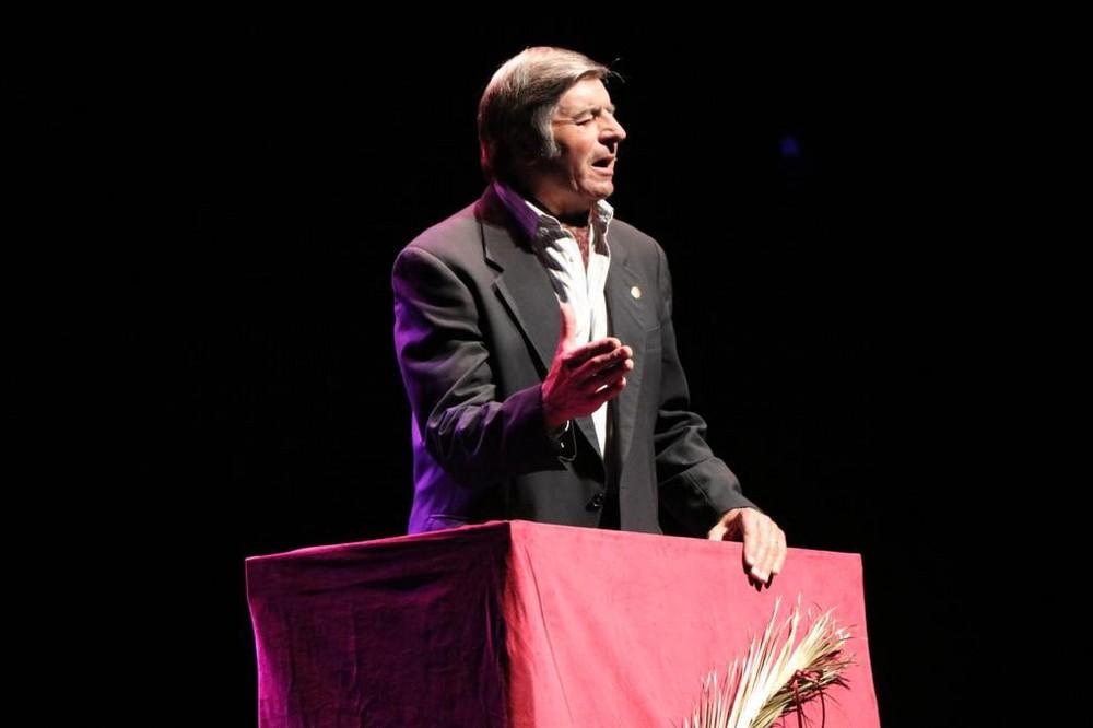 El Teatro Auditorio acoge la presentación del cartel de la Semana Santa de El Ejido 2020