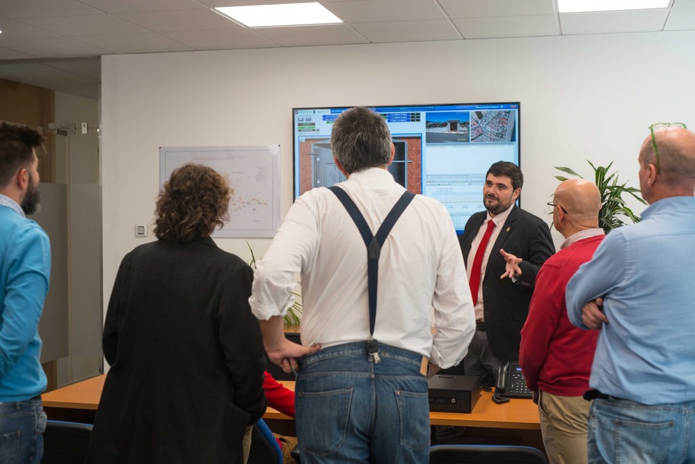 Ayuntamiento de Roquetas e Hidralia ponen en marcha un paquete de medidas para ayudar a familias, autónomos y empresas