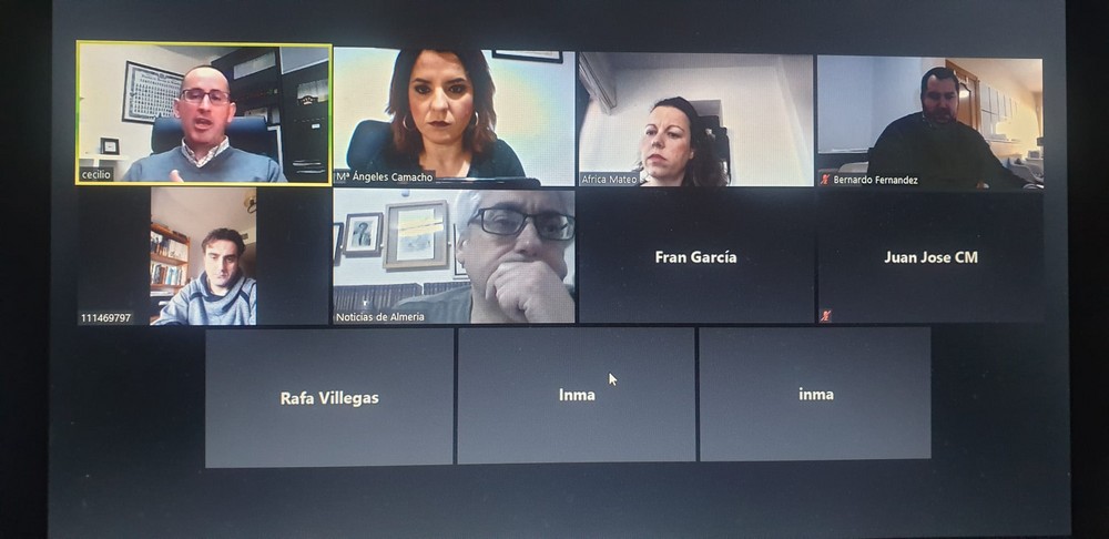 Cecilio Vargas aboga por suspender el cobro del recibo del agua y reducir la potencia eléctrica contratada de edificios públicos