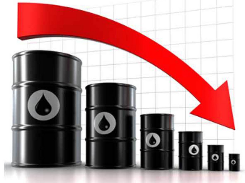 El valor de combustible alcanza una bajada histórica