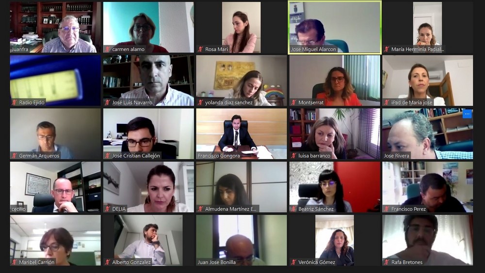 El PSOE de El Ejido advierte que no ve “nada claro” gestionar el agua a través de DUE por el peligro de convertirla en lo que ya fue Elsur