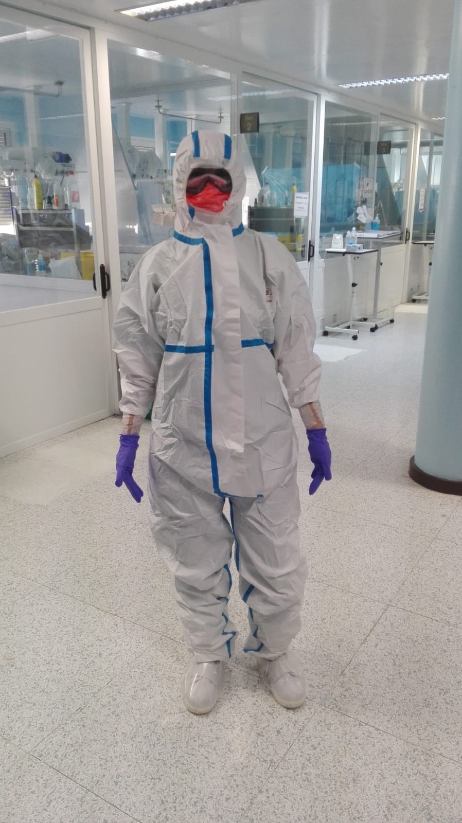 El Hospital de Poniente aplica rehabilitación precoz para los pacientes de COVID-19 ingresados en UCI