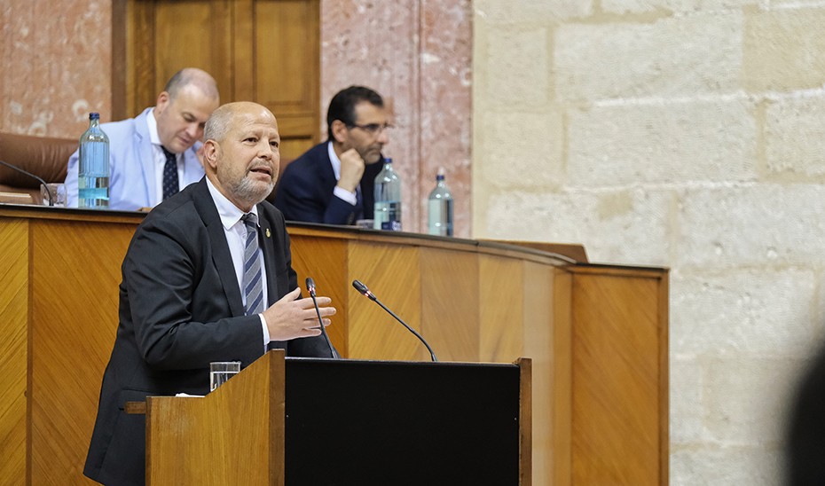 Imbroda anuncia que el alumnado andaluz no volverá a las clases presenciales en el actual curso
