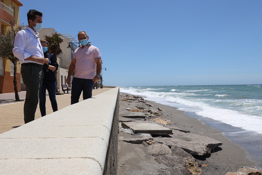 El Ejido solicita a Costas una aportación extraordinaria y urgente de arena en los litorales de Balerma y Guardias Viejas