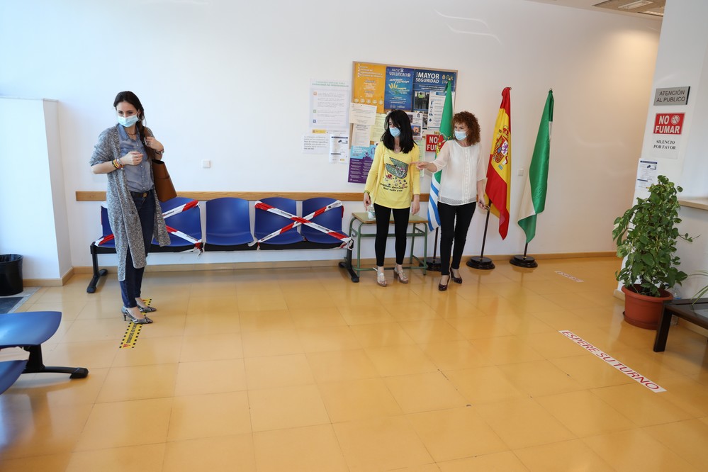 El Ayuntamiento de El Ejido supervisa las medidas de protección laboral frente al COVID-19