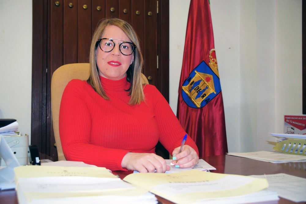 El PSOE de Adra propone bonificar el impuesto de circulación a vehículos destinados a uso profesional