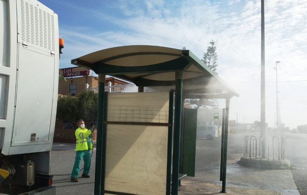 Los autobuses interurbanos de Vícar recuperan las frecuencias previas al confinamiento