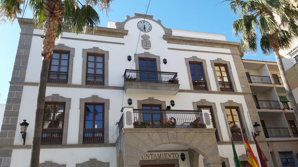 El Ayuntamiento de Adra reinicia la atención presencial a partir del próximo martes con cita previa