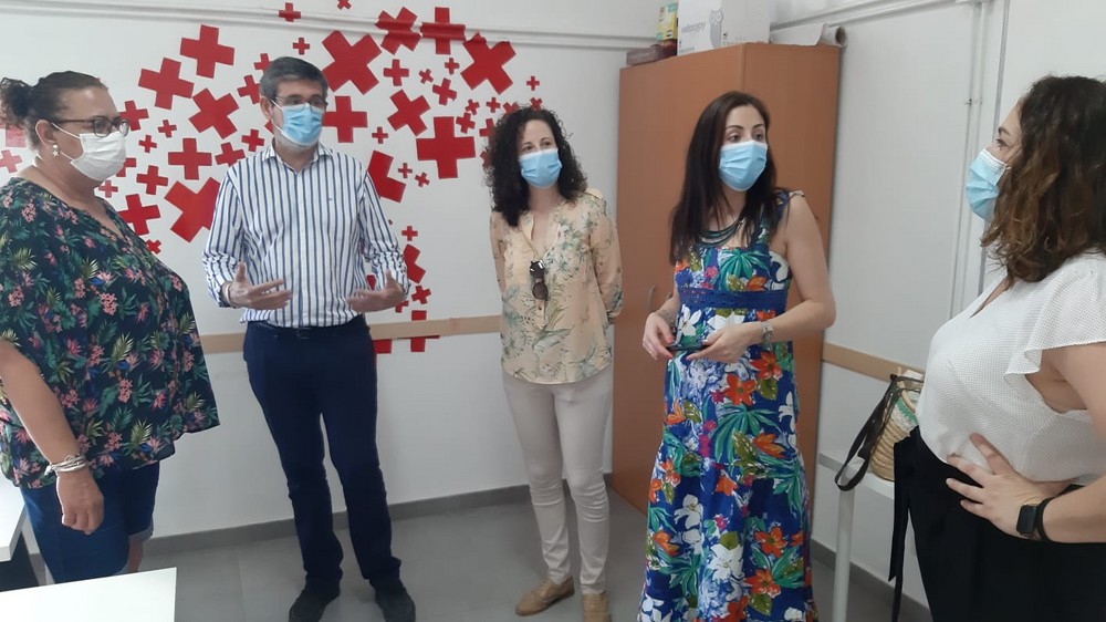 Ayuntamiento de Adra y Cruz Roja lanzarán un proyecto práctico-formativo para fomentar la inserción laboral