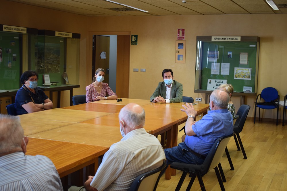Góngora mantiene un encuentro con las directivas de los cubes de mayores para atender sus demandas en la fase final de desescalada