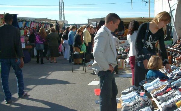El domingo regresa el mercadillo de Vícar tras 13 semanas de parón por el COVID-19