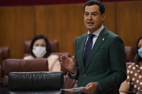 Andalucía regula los aforos de hostelería y espacios públicos y autoriza actos culturales con hasta 1.500 personas sentadas