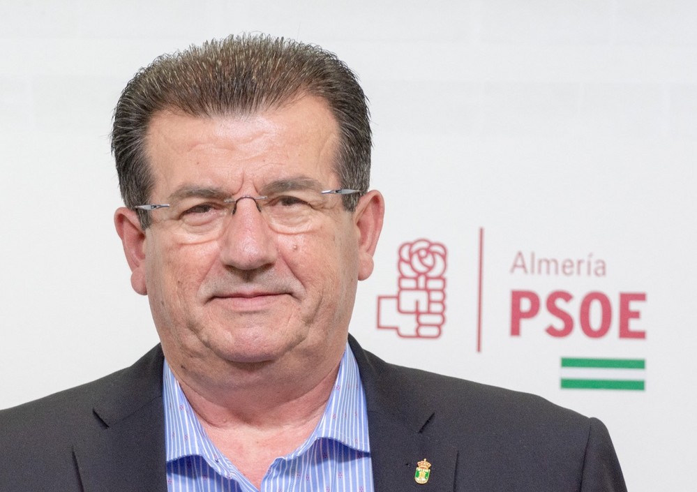 El PSOE de El Ejido exige al alcalde que “corte de raíz” las continuas salidas de tono de su socio de gobierno VOX