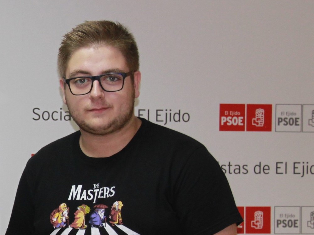 Juventudes Socialistas de El Ejido reprocha a Góngora que “le dé absolutamente igual” que el municipio sufra un recorte de casi 200.000 euros en los planes contra el paro juvenil de la Junta