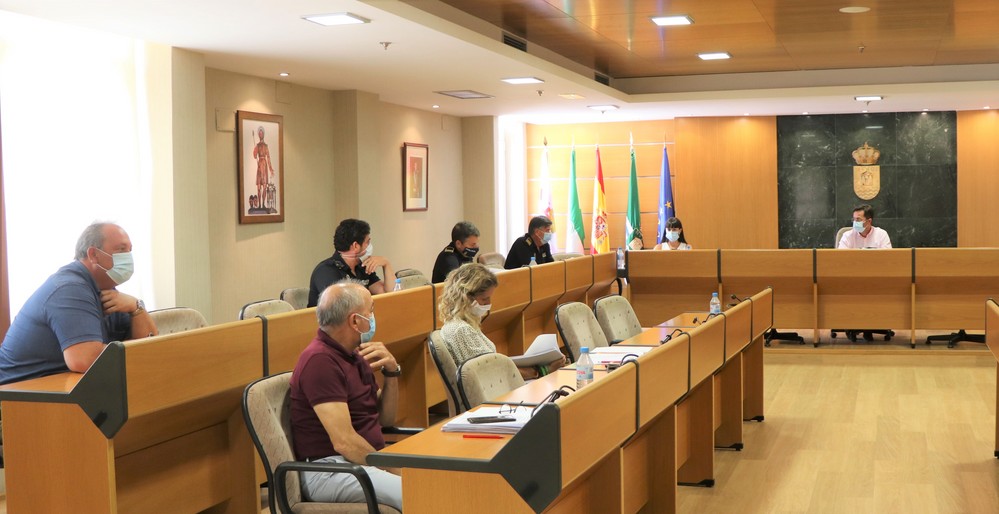 El Ejido continúa muy vigilante e incrementa el control para las nuevas medidas de prevención frente al COVID-19 en establecimientos de hostelería y ocio nocturno