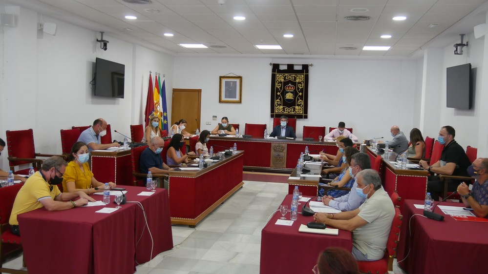 Adra pide al Gobierno garantías de seguridad frente a la okupación ilegal de viviendas