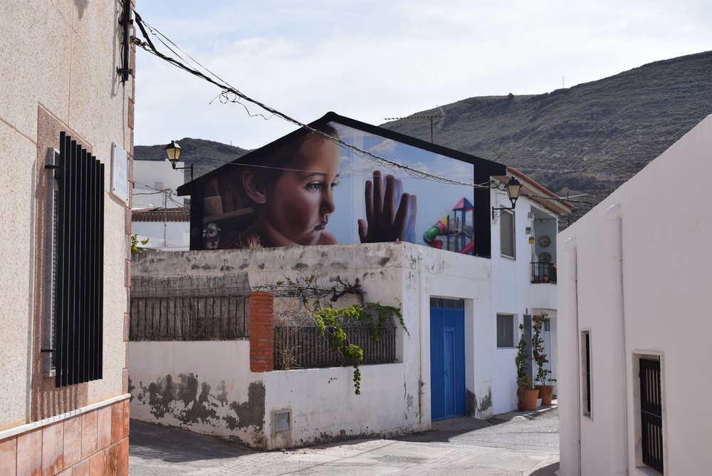 Vícar plasma en sus fachadas las vivencia, sentimientos y emociones vividas durante la pandemia del COVID-19