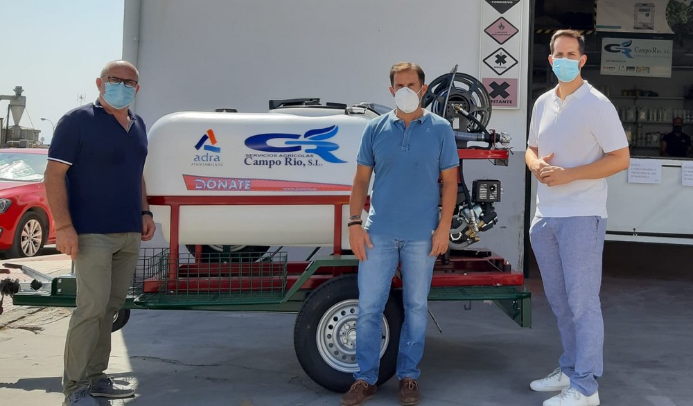 El Ayuntamiento de Adra incorpora nueva maquinaria para la desinfección y limpieza de espacios urbanos