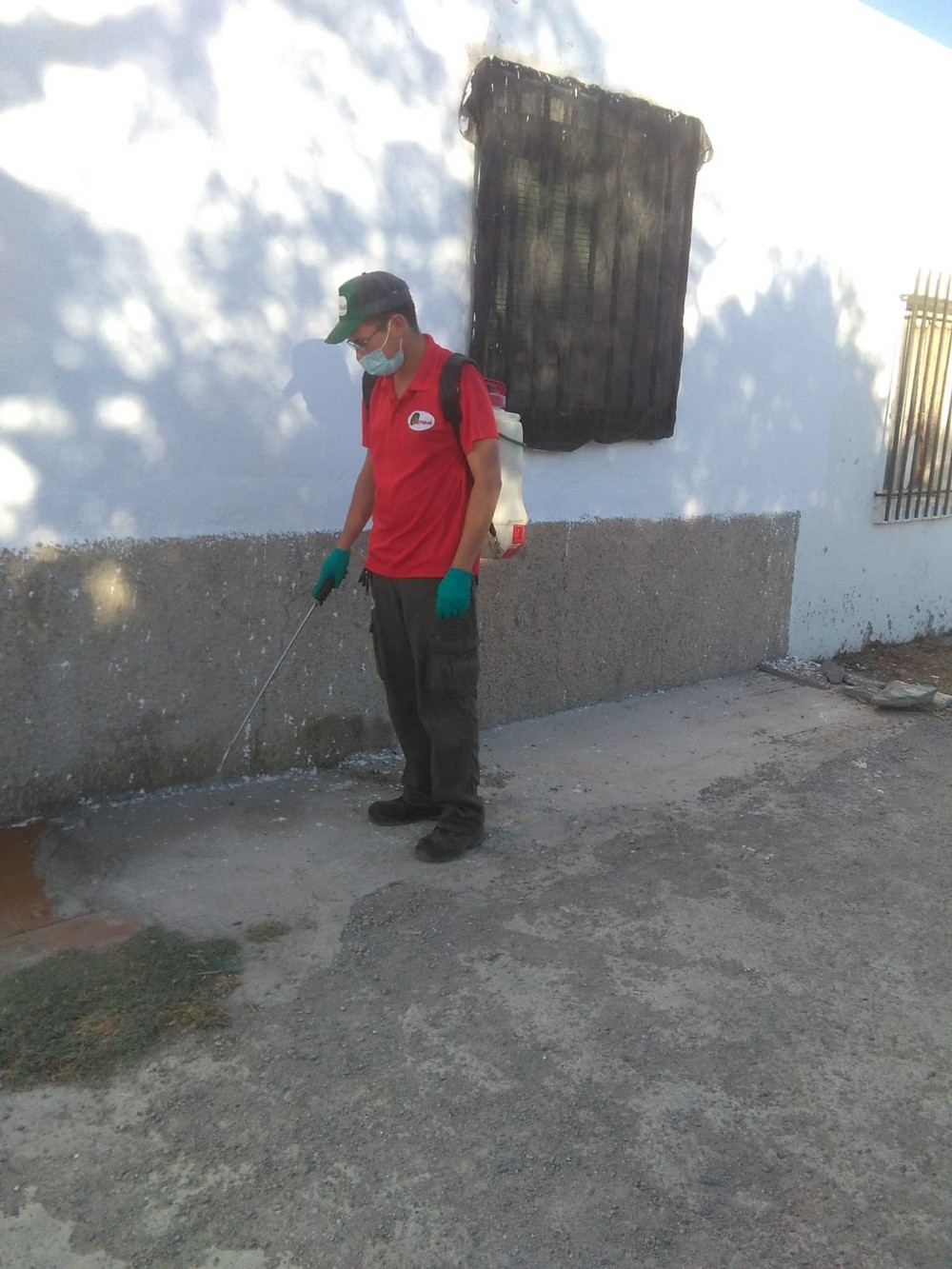 El Ayuntamiento sigue atendiendo a causa del Covid-19 los servicios básicos de 300 personas que residen en zonas de asentamientos