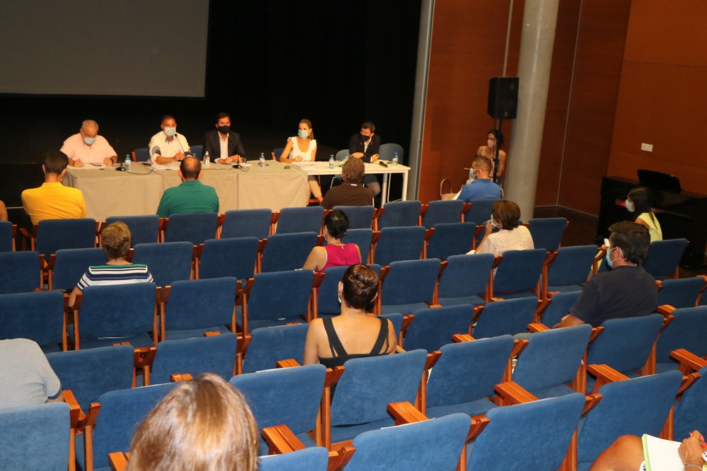 El Auditorio acoge una reunión con los directores de los centros educativos de cara al nuevo curso