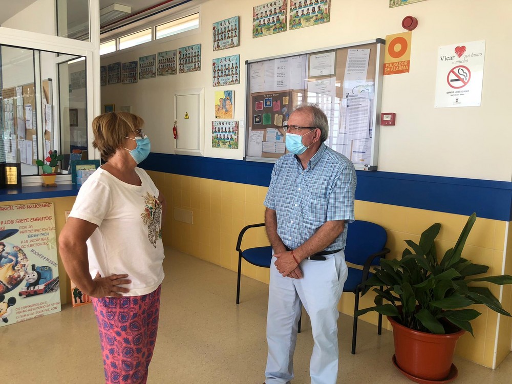 Bonilla visita las cuatro escuelas infantiles en la vuelta a la actividad