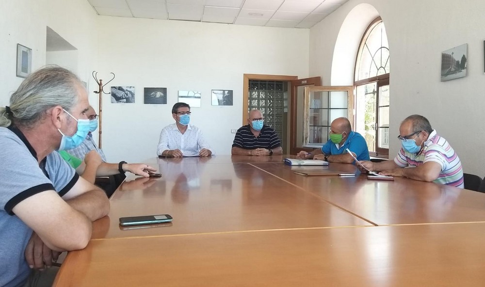 La Junta Central de Usuarios del Río Adra impulsa una solución para paliar la escasez de agua