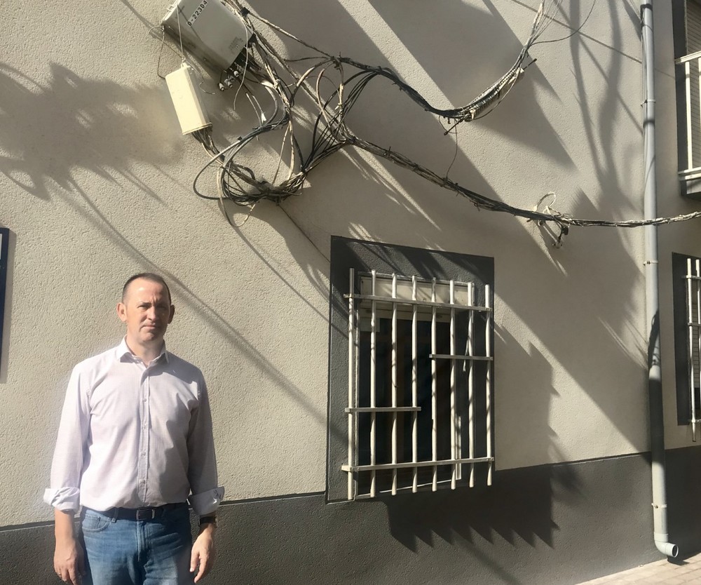 Cecilio Vargas: “Hemos solicitado la pavimentación e instalación de alumbrado en varias vías de servidumbre en Balerma”