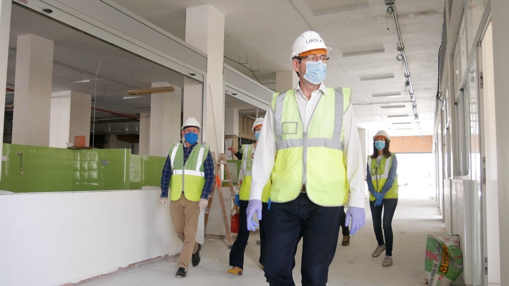 El mercado de abastos de Adra completa su digitalización sumándose al comercio electrónico