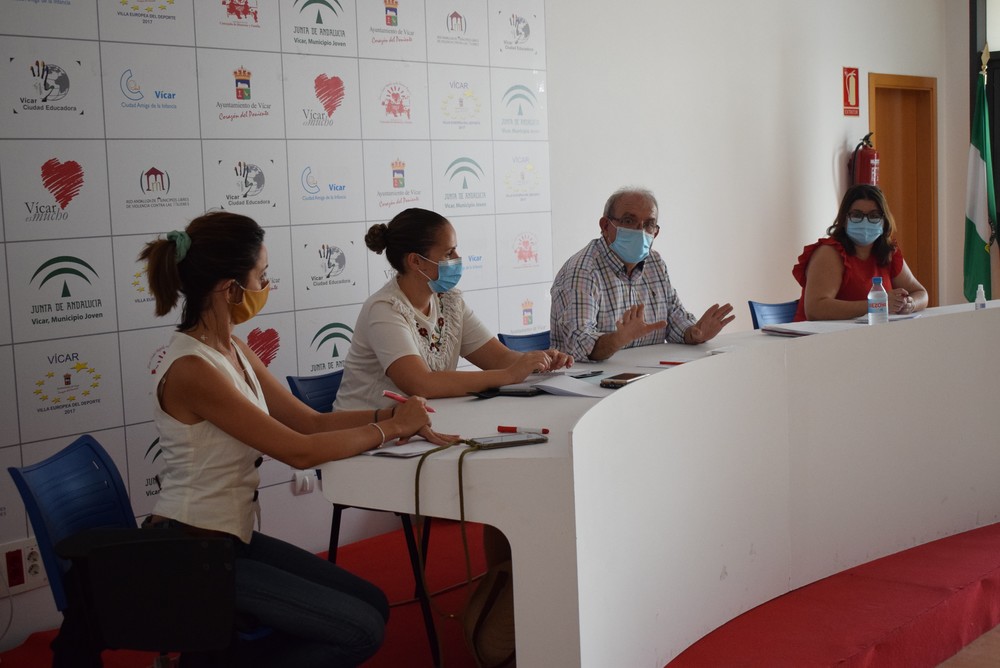 Bonilla presenta un plan reforzado de limpieza y desinfección de los centros educativos para el curso 2020/2021