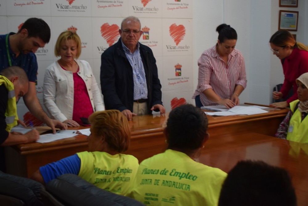 La Iniciativa AIRE se inicia en Vícar con la contratación de los primeros dieciocho trabajadores