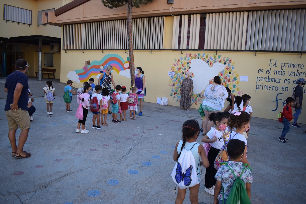 El Consejo Municipal de Participación de la Infancia y Adolescencia de Vícar reclama reducir la ratio en las aulas de los centros educativos