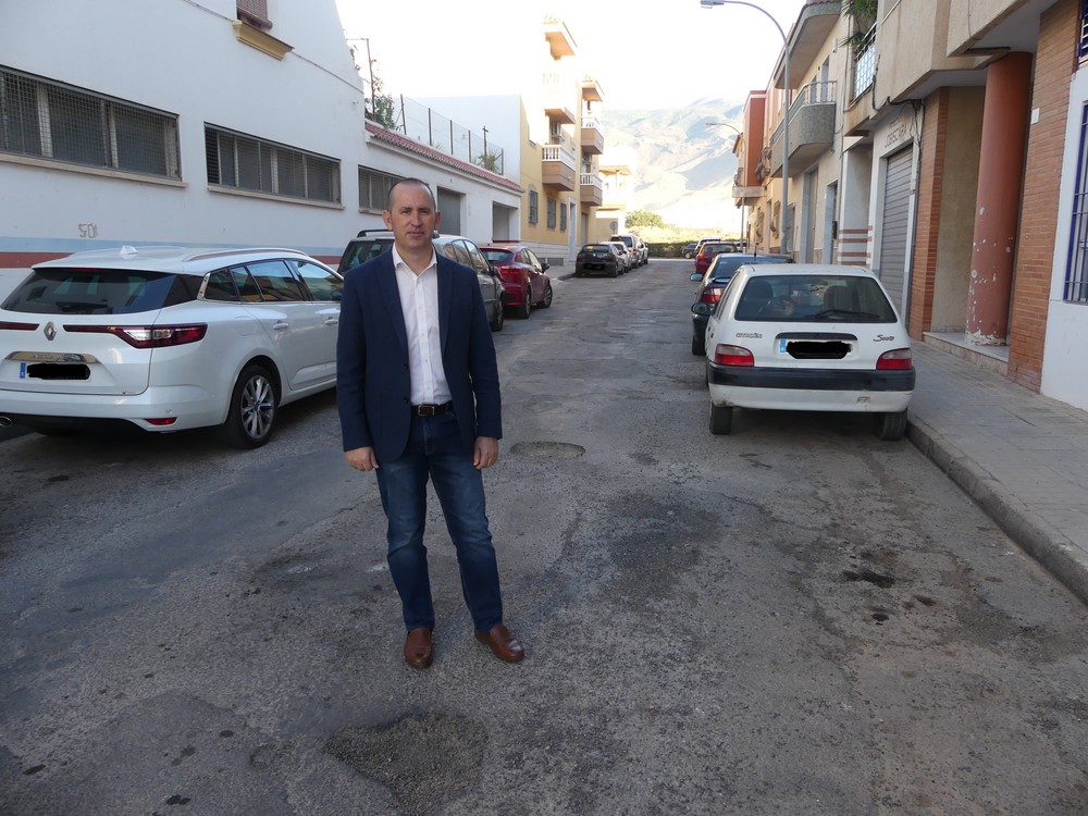 Cs El Ejido insta al Ayuntamiento a reparar la calle Dulcinea de Santa María del Águila, “que presenta un estado deplorable”