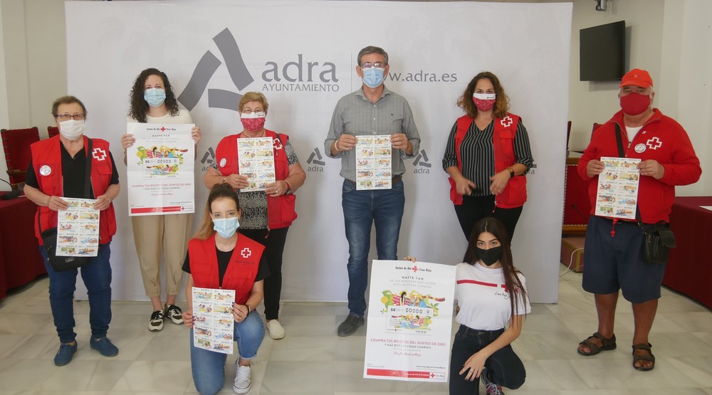 El Ayuntamiento de Adra apoya a Cruz Roja en el ‘Sorteo de Oro’ para ayudar a los más necesitados